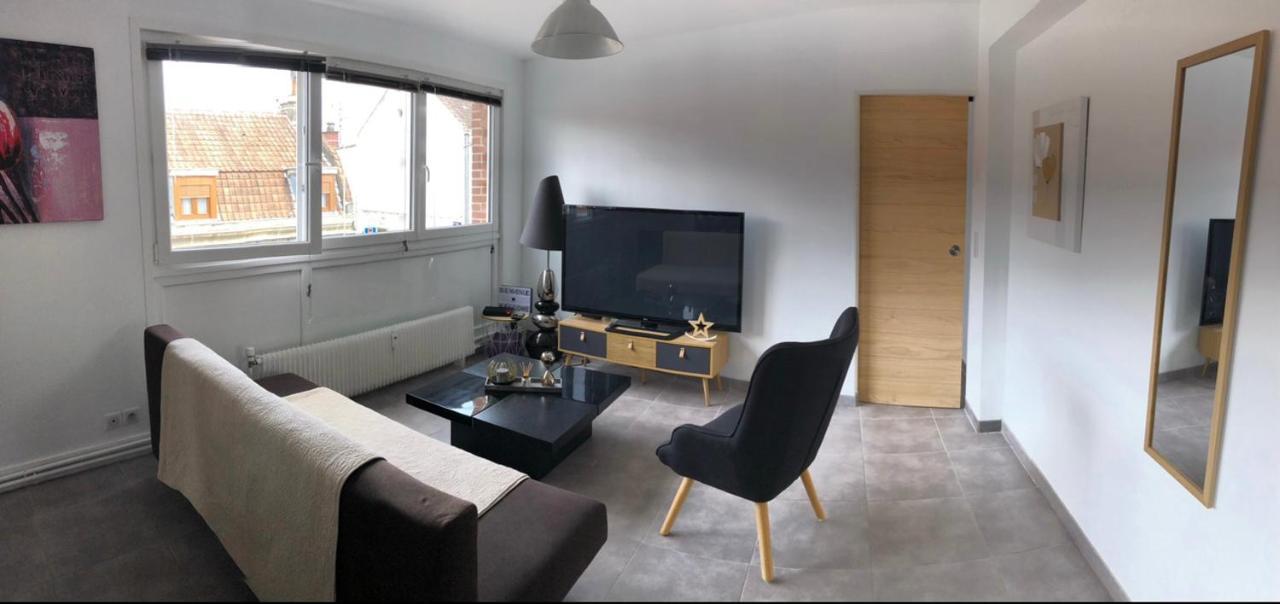 Bel Appartement Cosy Tres Calme Avec Parking Prive Templemars Exterior photo